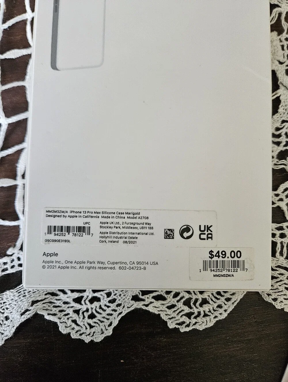 APPLE New Iphone 13 Pro Max Silicone Phone case Marigold color.
